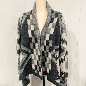 XXI Black  and Cream Geometric Cardigan